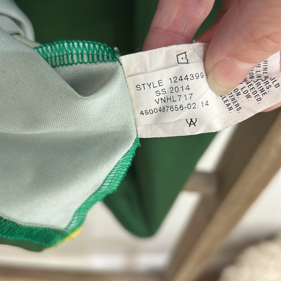 Under Armour Heat Gear Compression Marvel Men’s Size Large Short Sleeve Shirt - Picture 5 of 8